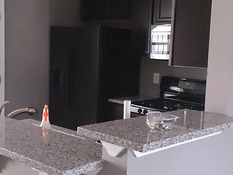 1714 Heights Cir NW — Photo 8