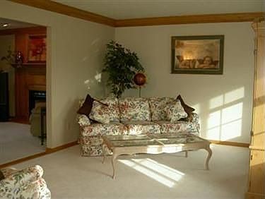 2nd image of 539 Royal Woods Dr