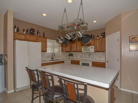 3rd image of 6805 N 79th Dr