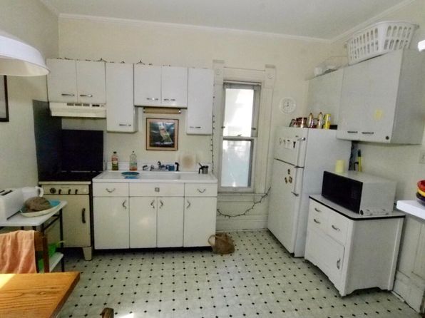 1306 Hinman Ave APT D
