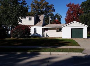 26623 Osmun Ave, Madison Heights, MI 48071