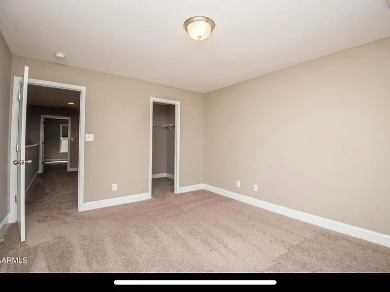 1608 Silver Spur Ln — Photo 5