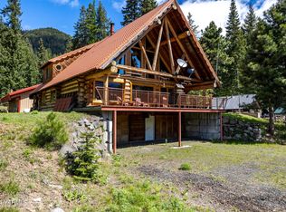 321 Goose Prairie Ln, Naches, WA 98937