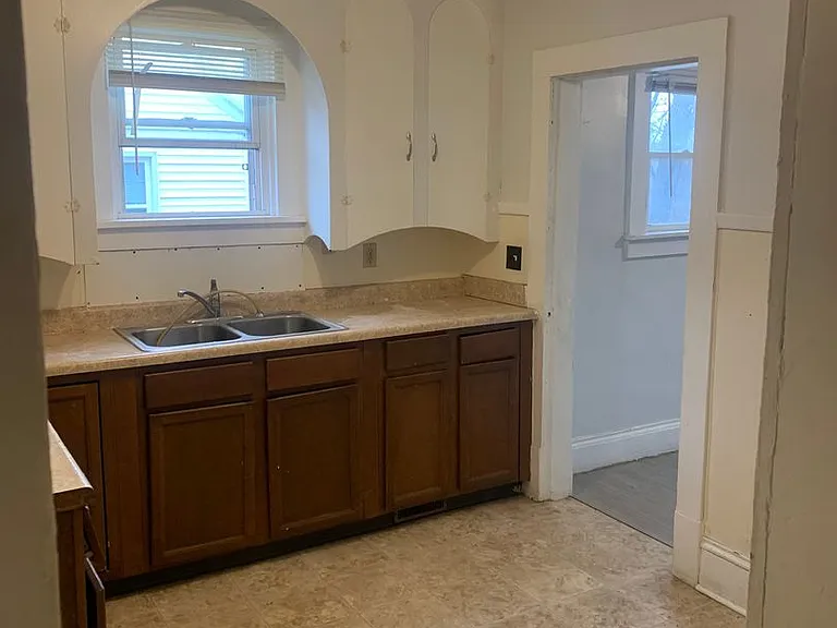 505 S Wesley St — Photo 3