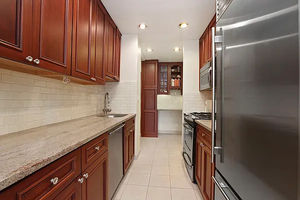 Sold by Corcoran | media 29