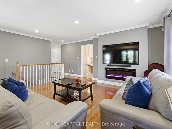 5th image of 1473 Greenvalley Trl