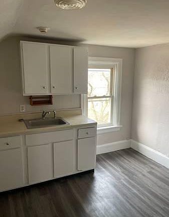 2nd image of 161 S Clarendon St Floor 2