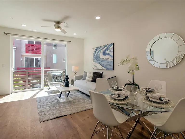 369 Reading Pl — Photo 15