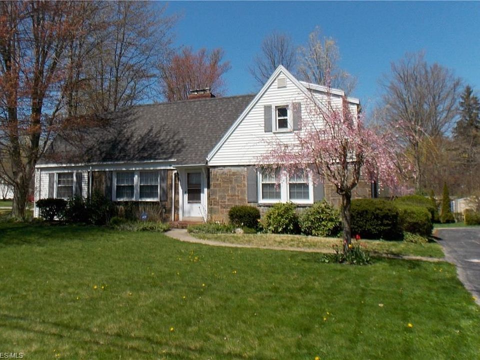 1st image of 615 Eastwood St
