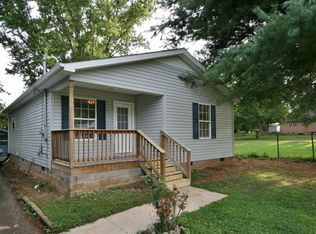 303 Floyd St, Decherd, TN 37324