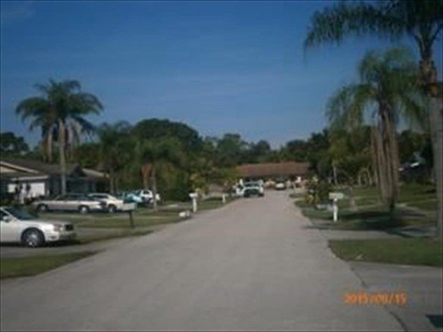 2nd image of 4735 Brady Ln