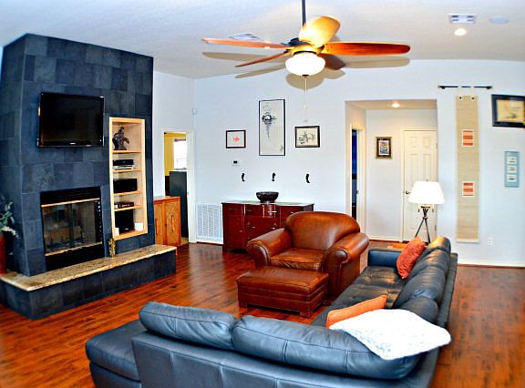 3rd image of 700 Sunrise Ave