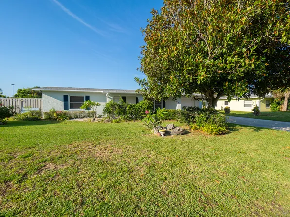 1671 Wavecrest St, Merritt Island, FL 32952