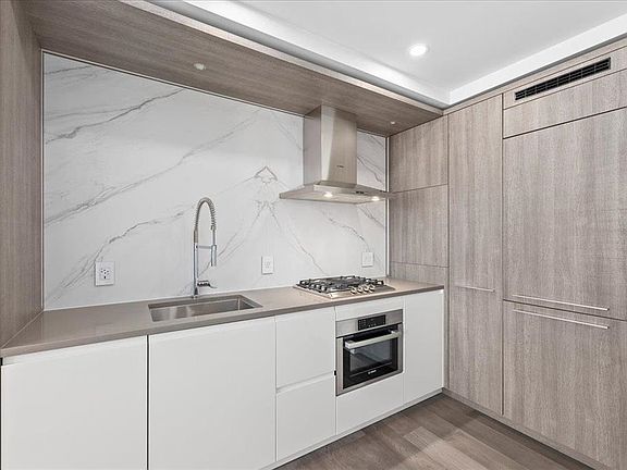 4th image of 1441 Johnston Rd #802