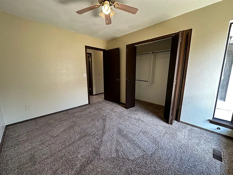 3718 Southwind Ave — Photo 11