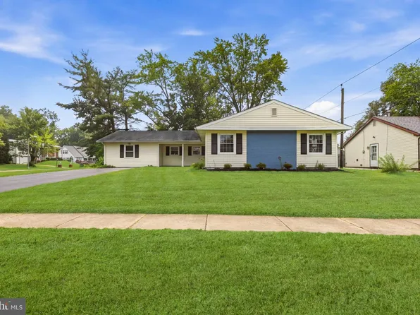 35 Eagen Ln, Willingboro, NJ 08046