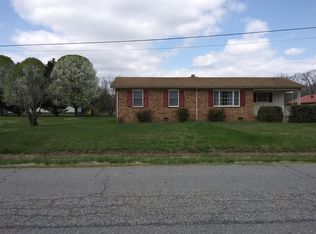 38 Allis Ct, Fieldale, VA 24089