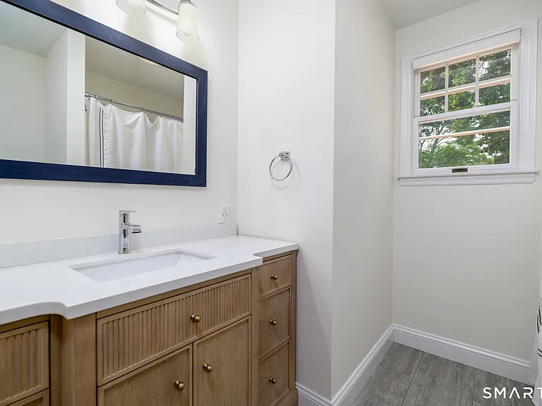 39 Kenilworth Dr W — Photo 15