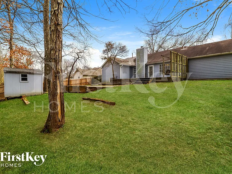 5672 Riverhead Ave — Photo 15
