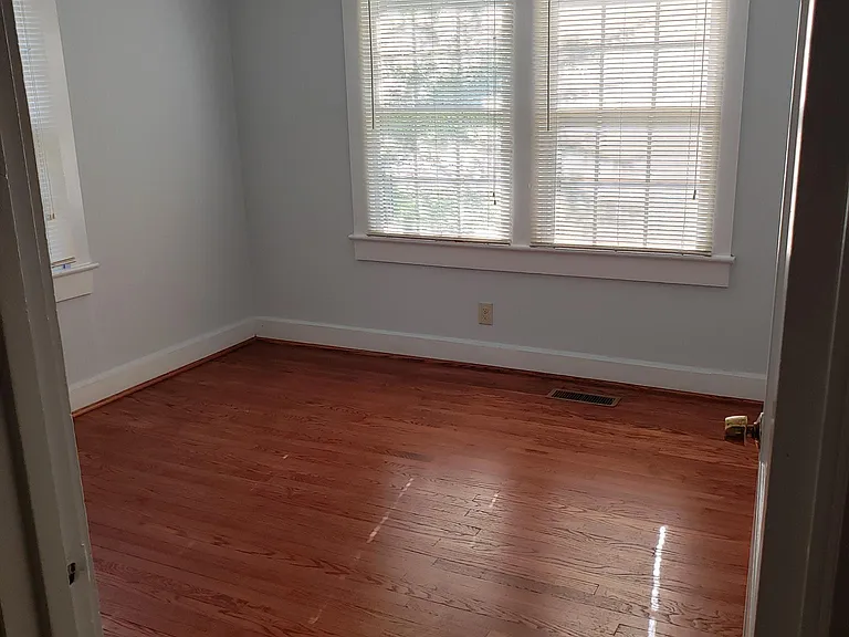 918 Leaf Ave — Photo 4