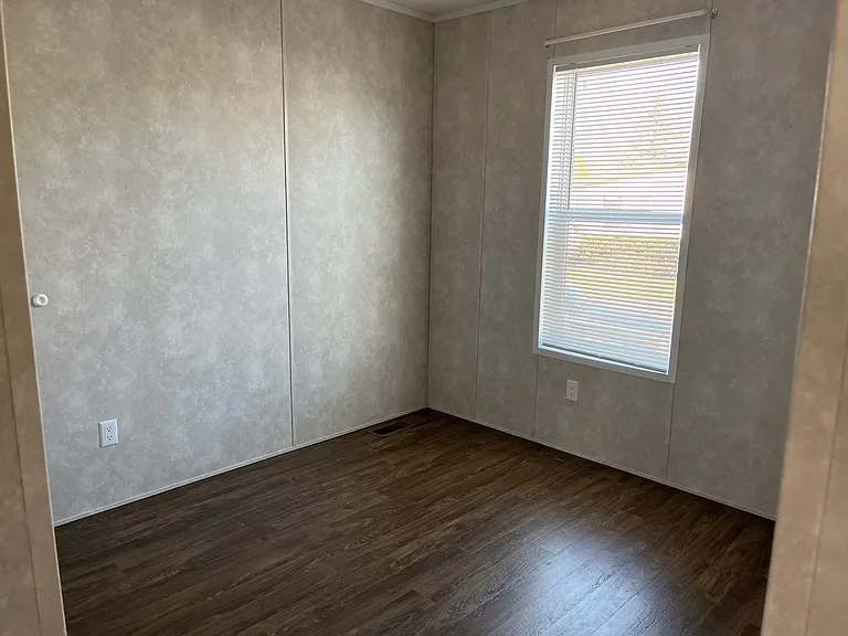 Valley Estates — Photo 20