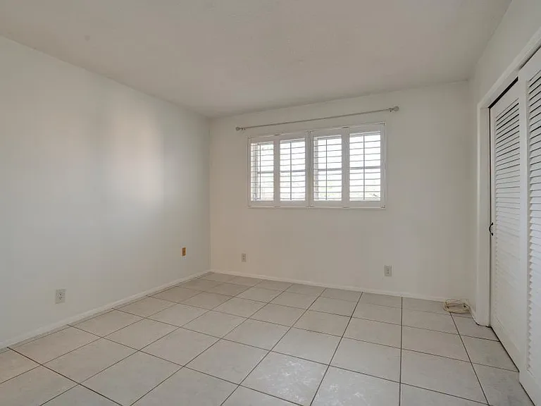 2111 NE 1st Ct #203 — Photo 14