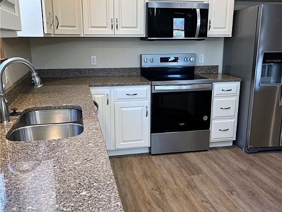 4th image of 952 Winter Ridge Dr