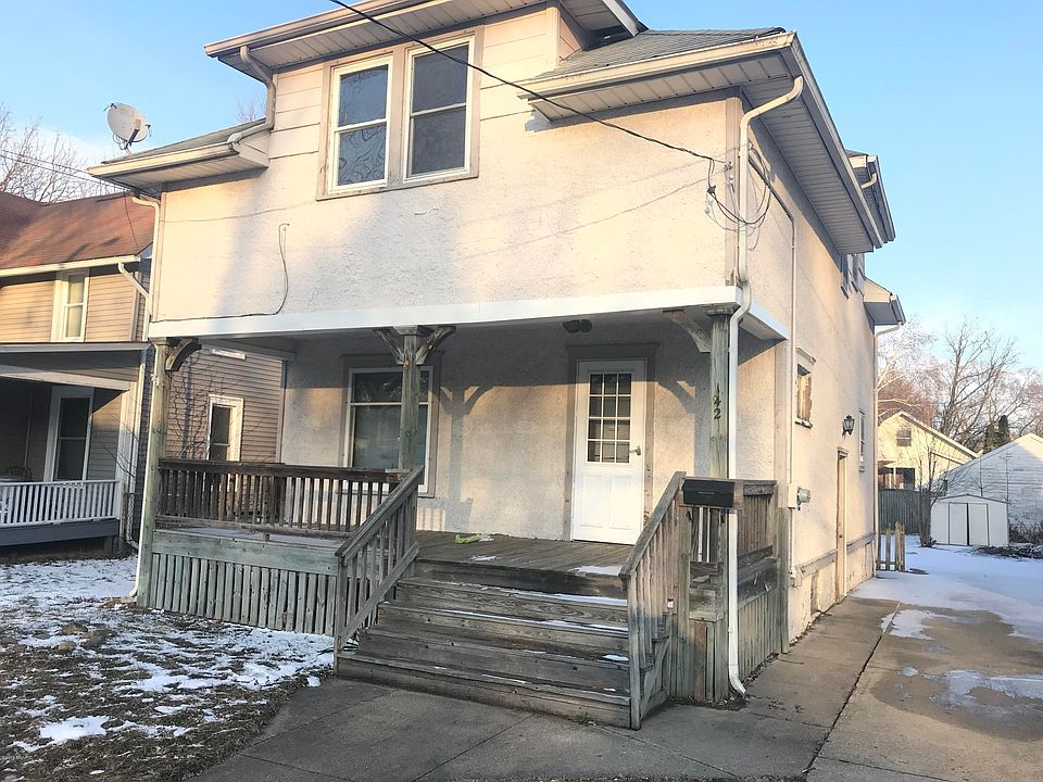 1st image of 142 McKinley Ave N