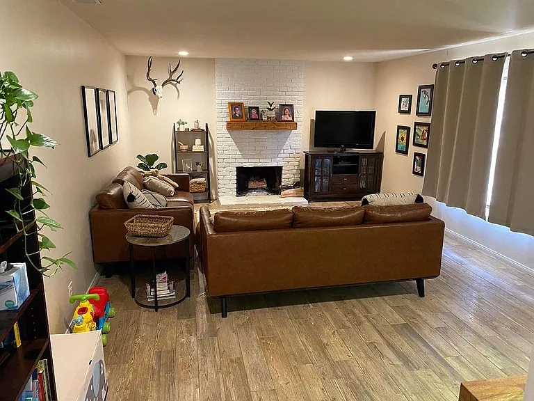 501 Arundel Rd — Photo 2