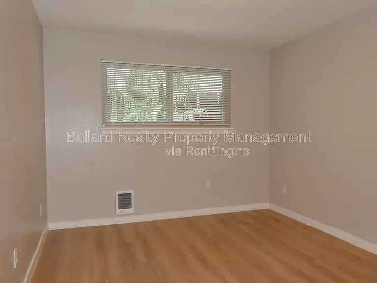 2233 NW 59th St #3 — Photo 13