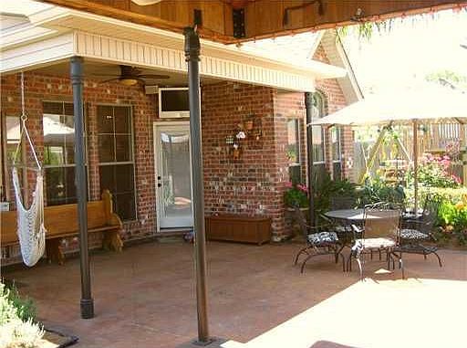 4th image of 66 Tuscany Dr