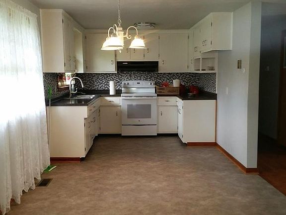 4th image of 3615 E Sumner Lake Dr