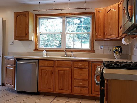 Eat In Kitchen