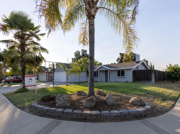 1212 W Perez Ct, Visalia, CA 93291