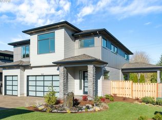 5631 SW 87th Ave, Portland, OR 97225