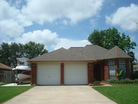 2nd image of 108 Crepe Myrtle St