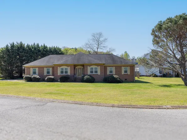 300 Morning Side Dr, Rossville, GA 30741