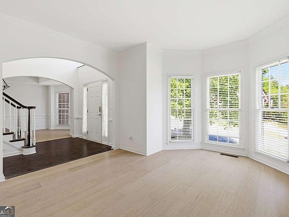 4th image of 1702 Clay Brooke Ct SE