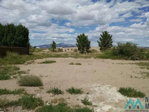 Isleta Ct, Deming, NM 88030