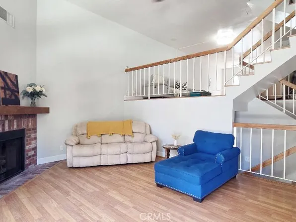 1913 Huntington Dr Unit D, Duarte, CA 91010