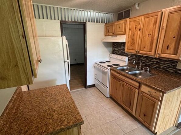 201 White Ave #13