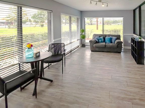5th image of 3997 Rosewood Way #4-221