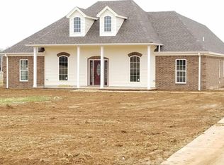 2122 Highway 301 S, Hernando, MS 38632