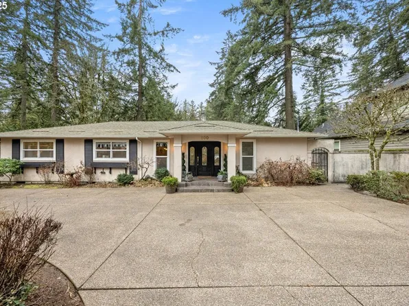 800 Fairway Rd, Lake Oswego, OR 97034
