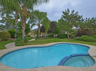 16719 Wikiup Rd, Ramona, CA 92065