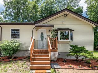 106 Oak St, Cortlandt Manor, NY 10567