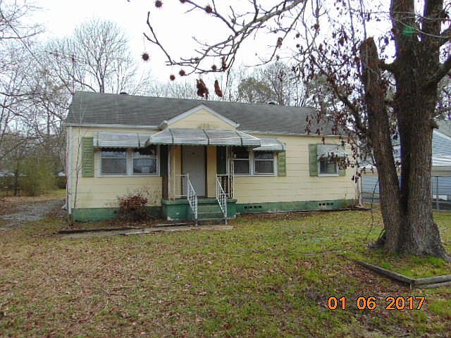 1st image of 131 Vero Beach Ave