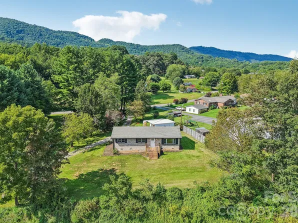 120 Sonoma Rd, Waynesville, NC 28786