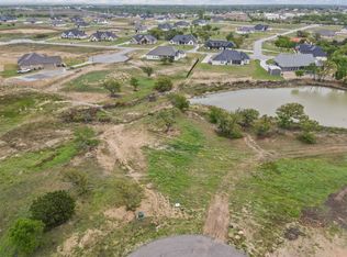 709 Gilbert Ct, Azle, TX 76020