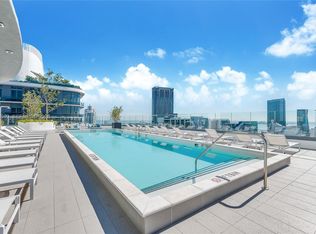 55 SW 9th St APT 1905, Miami, FL 33130